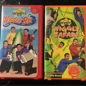 The Wiggles VHS Tape Bundle: Wiggly Safari & Wiggle Bay (VHS, 2002)